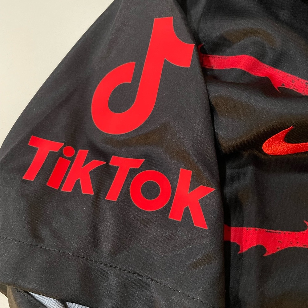 Portland Thorns FC NWSL Men’s Nike Jersey - Picture 3 of 11